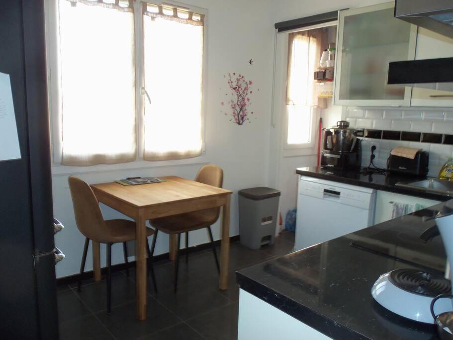 Appartement Vue Mer Acces Plage Antibes Exterior photo